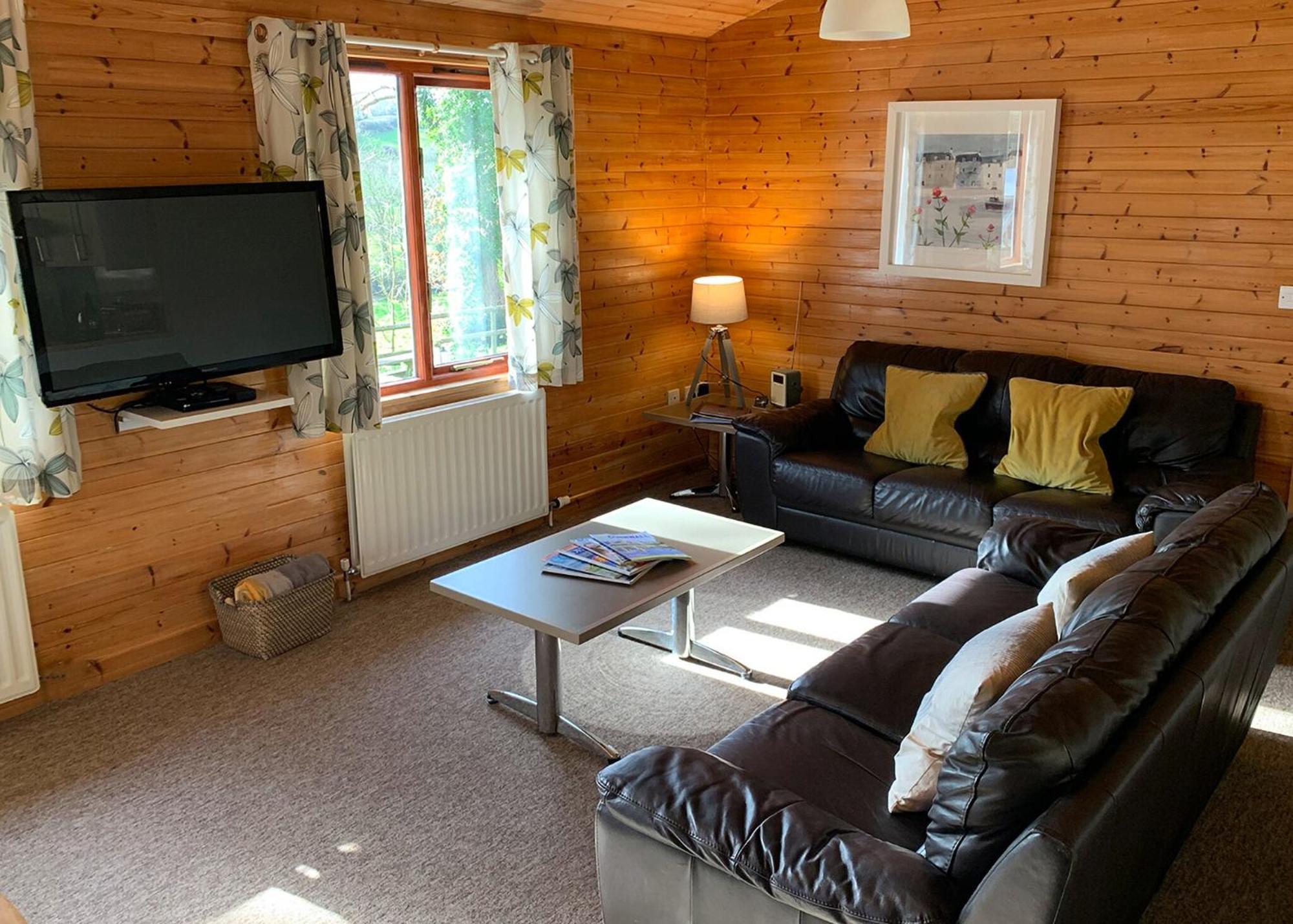 Ivyleaf Combe Lodges Stratton  Room photo